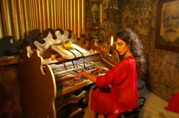 n1612991665_98137_6084