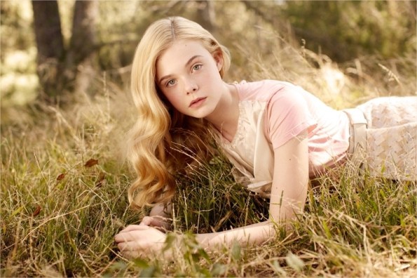 Elle-Fanning-elle