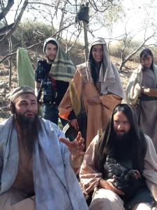 Un momento del rodaje con la gallina presente. 