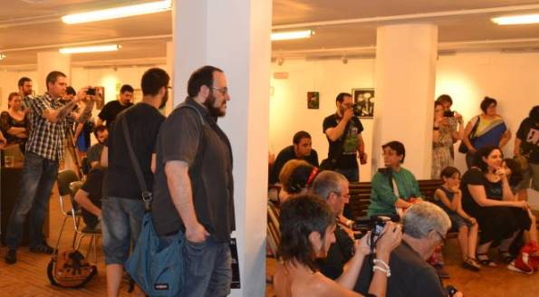 Un detalle de algunos asistentes a la rueda de prensa de Falardeau / Tyrannosaurus.