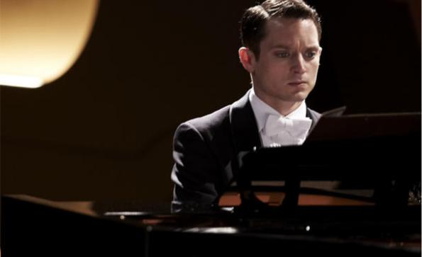 EXCLUSIVA-Primera-imagen-de-Elijah-Wood-en-Grand-Piano_noticia_main_landscape