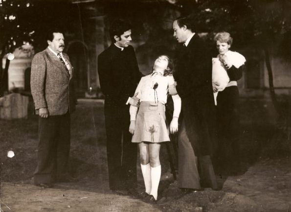 El bizarro final de la película con gran parte del reparto: Fernando Sancho, Julián Mateos, Marián, Ángel del Pozo y Lone Fleming (Archivo Marián Salgado)