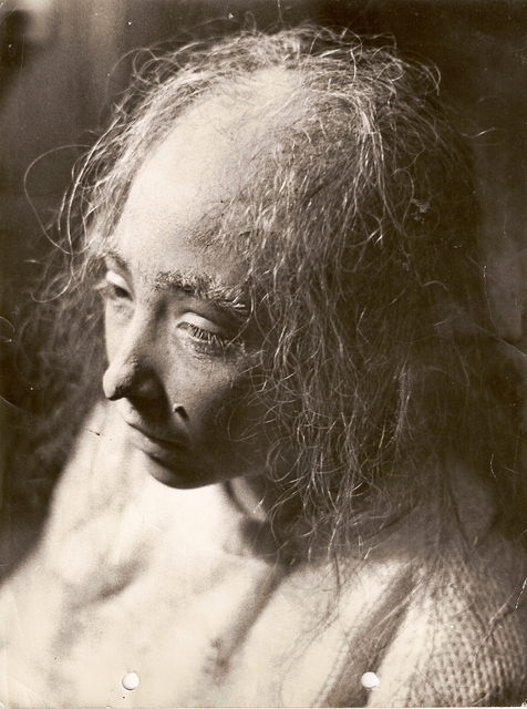 Un detalle del maquillaje que tuvo que sufrir Marián (Archivo Marián Salgado)