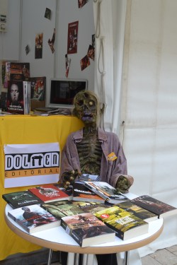 Uno de los, a pesar de las apariencias, animados puestos de venta. 