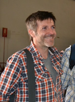 Paco Roca feliz... y eso que aún no sabía que sería premiado. 