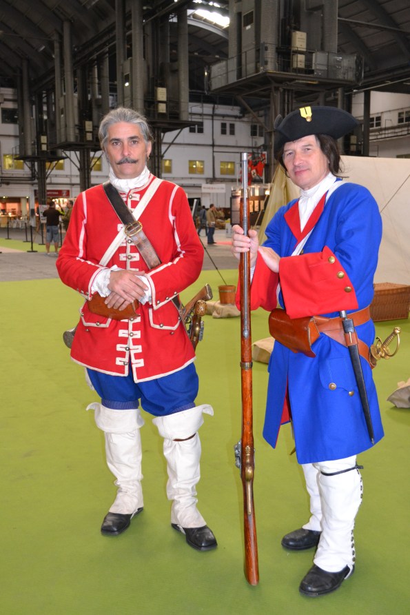 Aunque los uniformes ciertamente daban color...