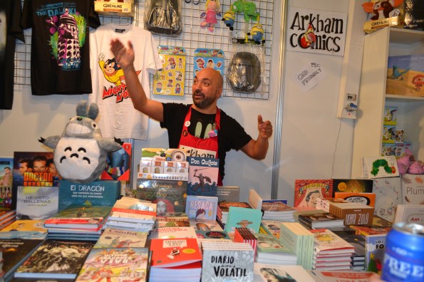 Arkham, posiblemente la tienda de comics de Barcelona en la que mejor tratan a sus clientes. Como seres humanos, oigan. 