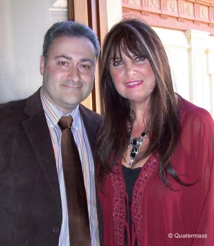 Con Caroline Munro en Granada (2009).  