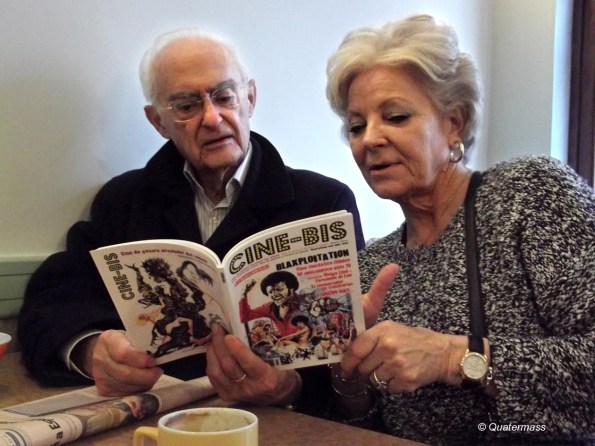 Eugenio Martín y Lone Fleming con el nº 1 de Cine-Bis, en Bilbao (2013).  