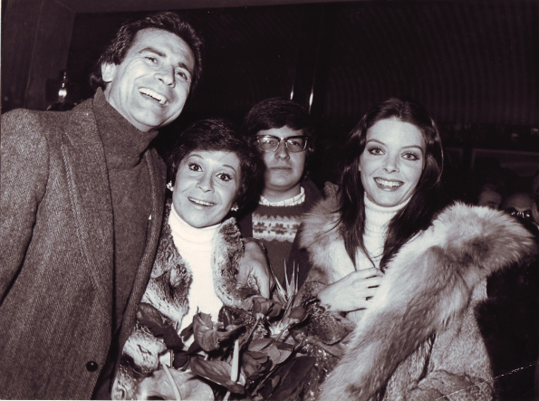 Con Lina Morgan y Patty Shepard en el estreno de Una Monja y un Don Juan