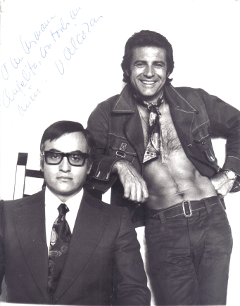 Otra imagen de Naschy y Winner perteneciente a la misma sesión promocional privada. 