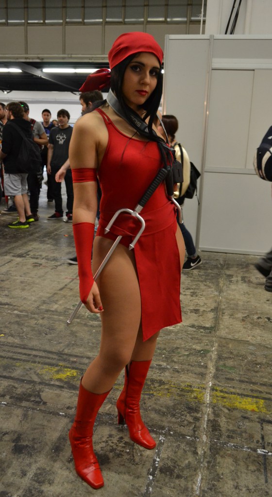 ... y hablando de Frank Miller... ¡Elektra!