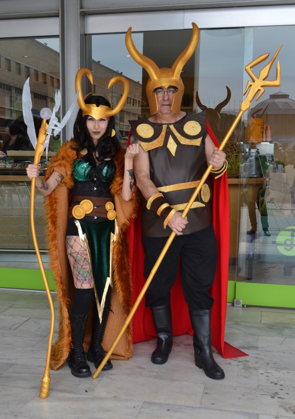 ... estos señores...